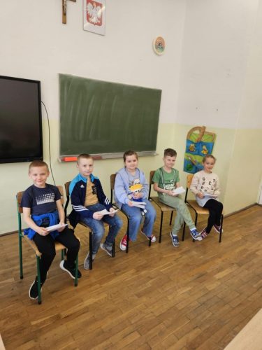 PROJEKT: Z BRATKIEM CZYTANIE