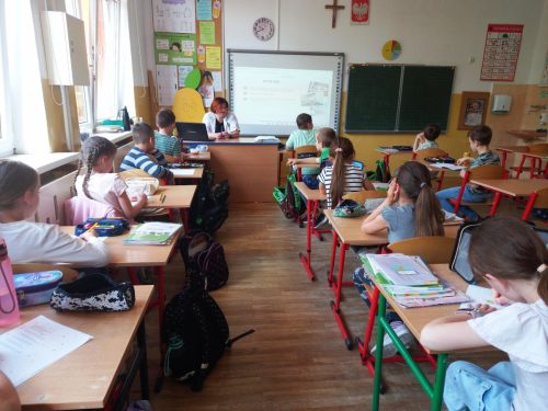 „Zdrowe życie i pierwsza pomoc"