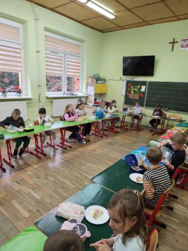 ZDROWO ROŚNIEMY, BO SMACZNE I ZDROWE ŚNIADANIE JEMY!