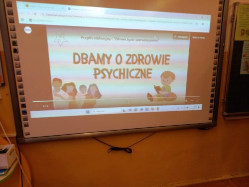 Uczniowie kl. 1a wykonali trzecie zadanie w ramach realizowanego projektu „Zdrowe życie i pierwsza pomoc"